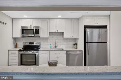 1341 East Capitol Street SE #108, Washington, DC 20003 - Photo 6