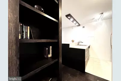 2030 F Street NW #606, Washington, DC 20006 - Photo 12