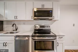 104 15th St SE, Washington, DC 20003 - Photo 6
