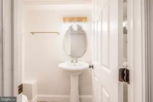 104 15th St SE, Washington, DC 20003 - Photo 16