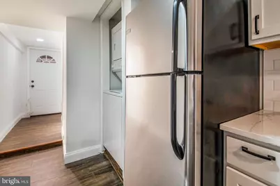 104 15th Street SE #B, Washington, DC 20003 - Photo 8