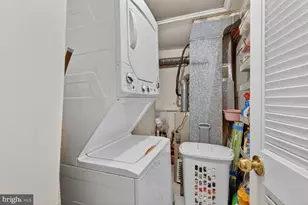1358 G St SE, Washington, DC 20003 - Photo 16