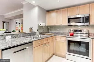 777 7th St NW, Washington, DC 20001 - Photo 8
