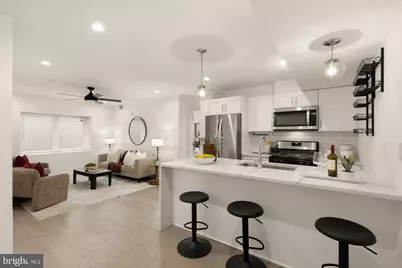 1019 17th Place NE #1, Washington, DC 20002 - Photo 2