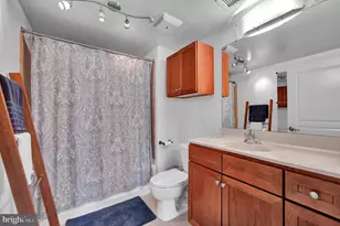 616 E St NW, Washington, DC 20004 - Photo 22
