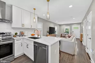 6004 Clay St NE, Washington, DC 20019 - Photo 2