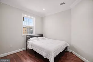 219 P St NW, Washington, DC 20001 - Photo 12