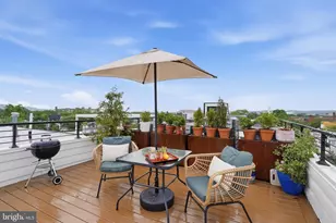 256 15th St SE, Washington, DC 20003 - Photo 44