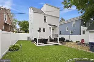 710 Van Buren St NW, Washington, DC 20012 - Photo 34