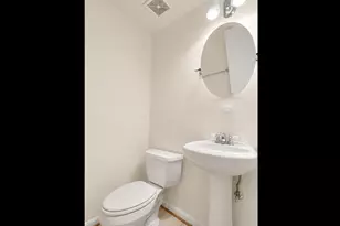 35 Rhode Island Ave NW, Washington, DC 20001 - Photo 8