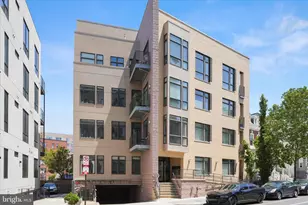 3035 15th St NW, Washington, DC 20009 - Photo 2