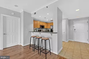 777 7th St NW, Washington, DC 20001 - Photo 4