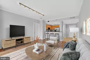 777 7th St NW, Washington, DC 20001 - Photo 6