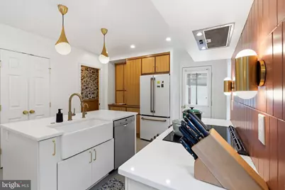 230 11th Street SE, Washington, DC 20003 - Photo 12