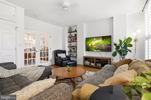 230 11th St SE, Washington, DC 20003 - Photo 38