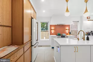 230 11th St SE, Washington, DC 20003 - Photo 10