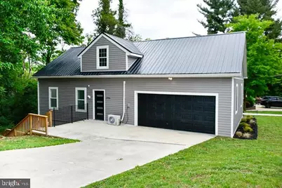 3704 Suitland Road SE, Washington, DC 20020 - Photo 6