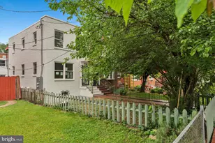 518 Oglethorpe St NE, Washington, DC 20011 - Photo 2