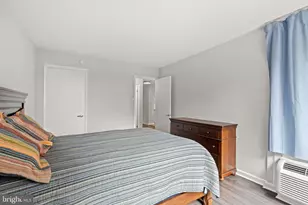 2141 P St NW, Washington, DC 20037 - Photo 14