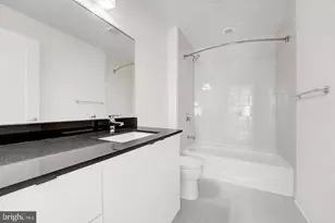460 New York NW, Washington, DC 20001 - Photo 12