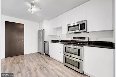 460 New York NW #405, Washington, DC 20001 - Photo 10