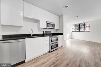 460 New York NW #405, Washington, DC 20001 - Photo 4