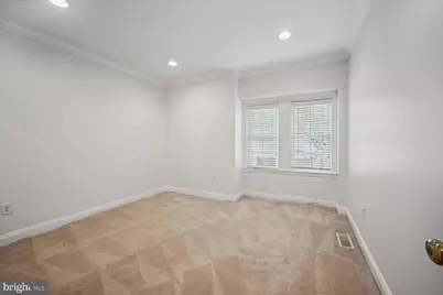807 25th Street NW, Washington, DC 20037 - Photo 10