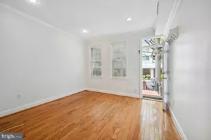 807 25th St NW, Washington, DC 20037 - Photo 4