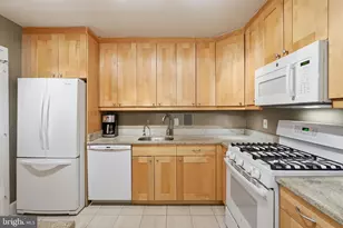 3001 Veazey Terrace NW, Washington, DC 20008 - Photo 12
