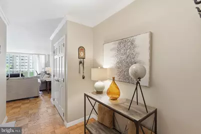 3001 Veazey Terrace NW #923, Washington, DC 20008 - Photo 2