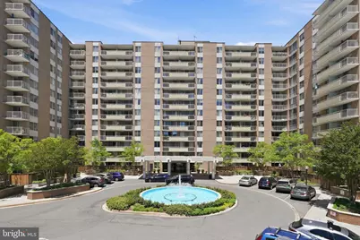 3001 Veazey Terrace NW #923, Washington, DC 20008 - Photo 1