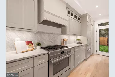 1237 4th Street NW #B, Washington, DC 20001 - Photo 6