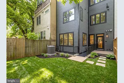 1237 4th Street NW #B, Washington, DC 20001 - Photo 22