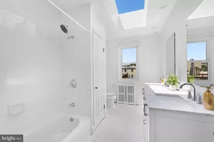 123 4th St SE, Washington, DC 20003 - Photo 24