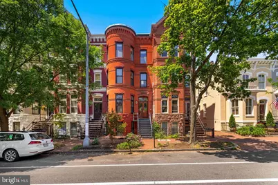 123 4th Street SE, Washington, DC 20003 - Photo 2