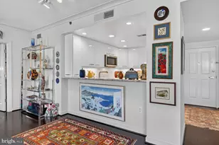 777 7th St NW, Washington, DC 20001 - Photo 4