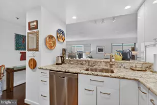 777 7th St NW, Washington, DC 20001 - Photo 6