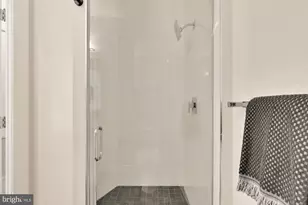 1405 W St NW, Washington, DC 20009 - Photo 28