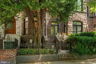 1735 Q St NW, Washington, DC 20009 - Photo 2