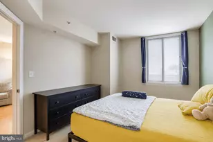 1000 New Jersey Ave SE, Washington, DC 20003 - Photo 14