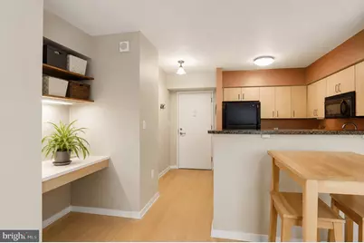 1000 New Jersey Avenue SE #304, Washington, DC 20003 - Photo 12