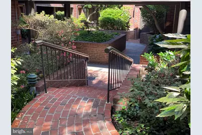 1080 Wisconsin Avenue NW #2009, Washington, DC 20007 - Photo 32