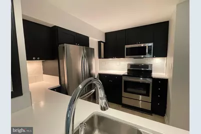 1080 Wisconsin Avenue NW #2009, Washington, DC 20007 - Photo 12