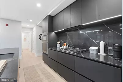 3219 Wisconsin Avenue NW #301, Washington, DC 20016 - Photo 4