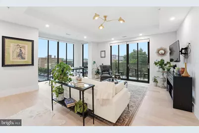 3219 Wisconsin Avenue NW #301, Washington, DC 20016 - Photo 4