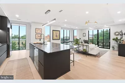 3219 Wisconsin Avenue NW #301, Washington, DC 20016 - Photo 2