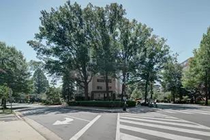 2829 Connecticut Ave NW, Washington, DC 20008 - Photo 28