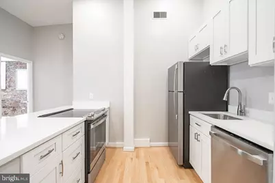 3213 M Street NW #3, Washington, DC 20007 - Photo 6