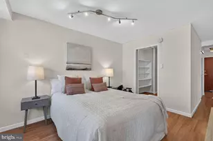 730 24th St NW, Washington, DC 20037 - Photo 12