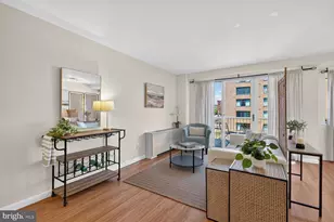 730 24th St NW, Washington, DC 20037 - Photo 6